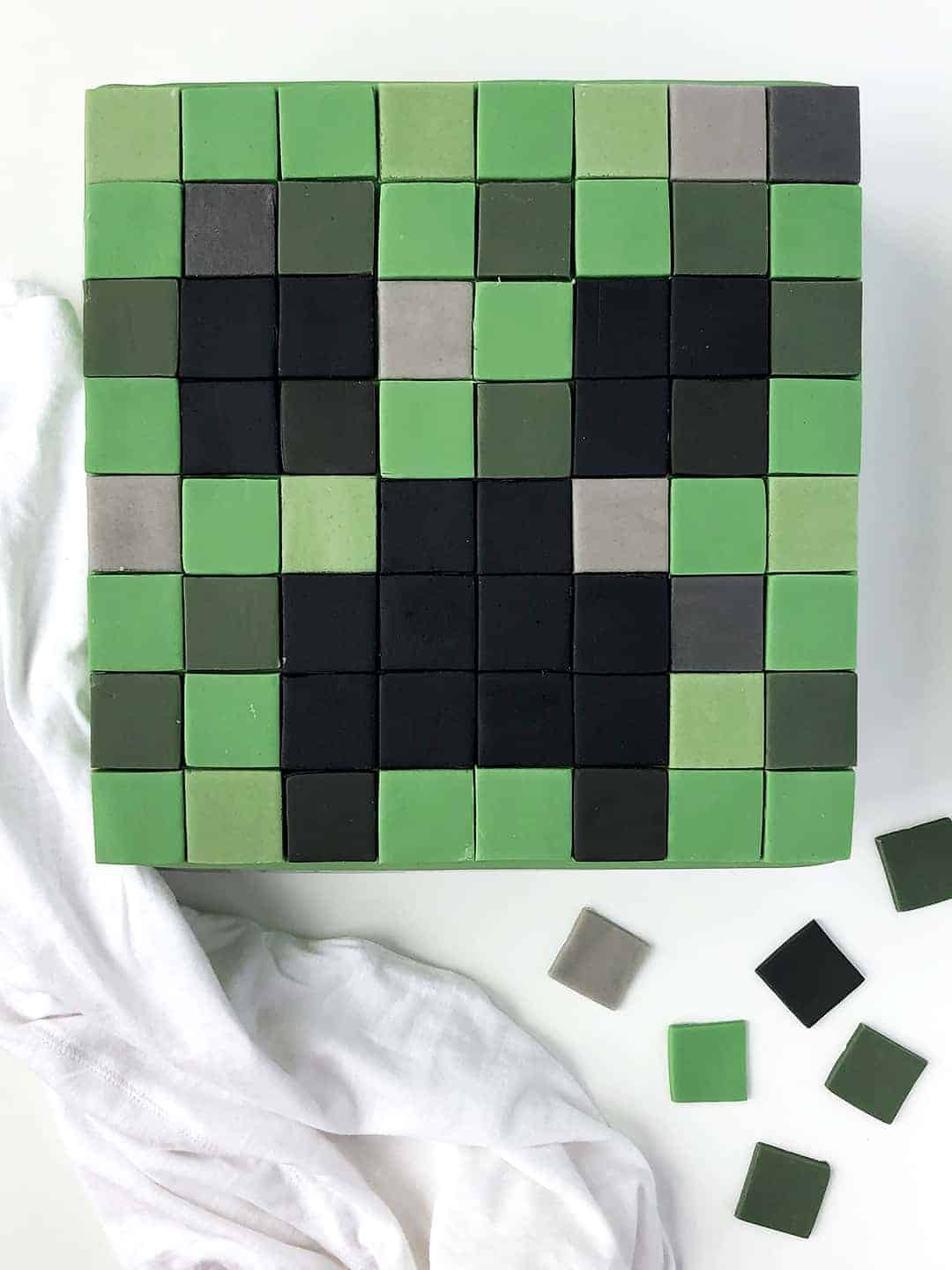 Minecraft Creeper Cake - Birthday Cake