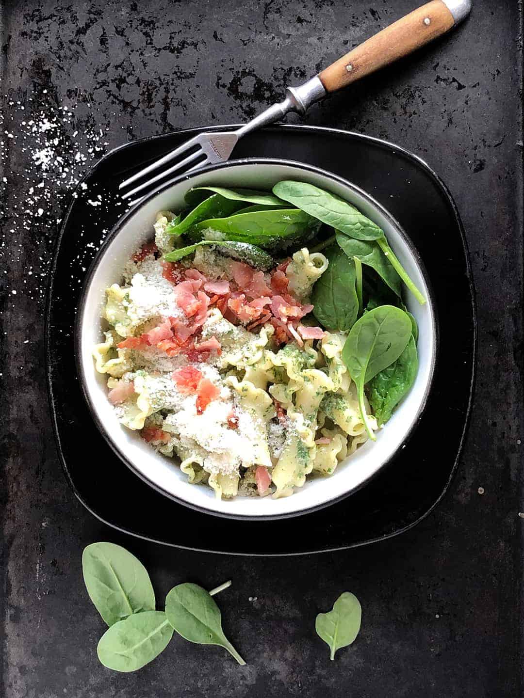 Creamy Spinach and Bacon Pasta