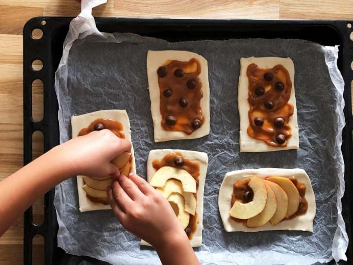 how to make puff pastry apple tarts