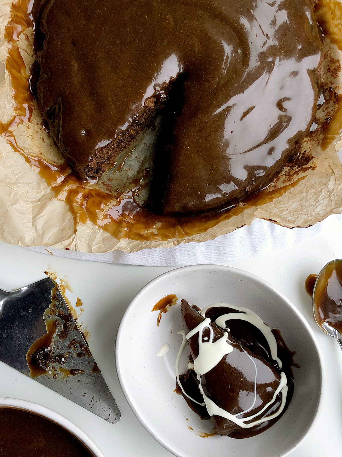 Nigella's Sticky Toffee Pudding / Tried & Tested All Kitchen Colours