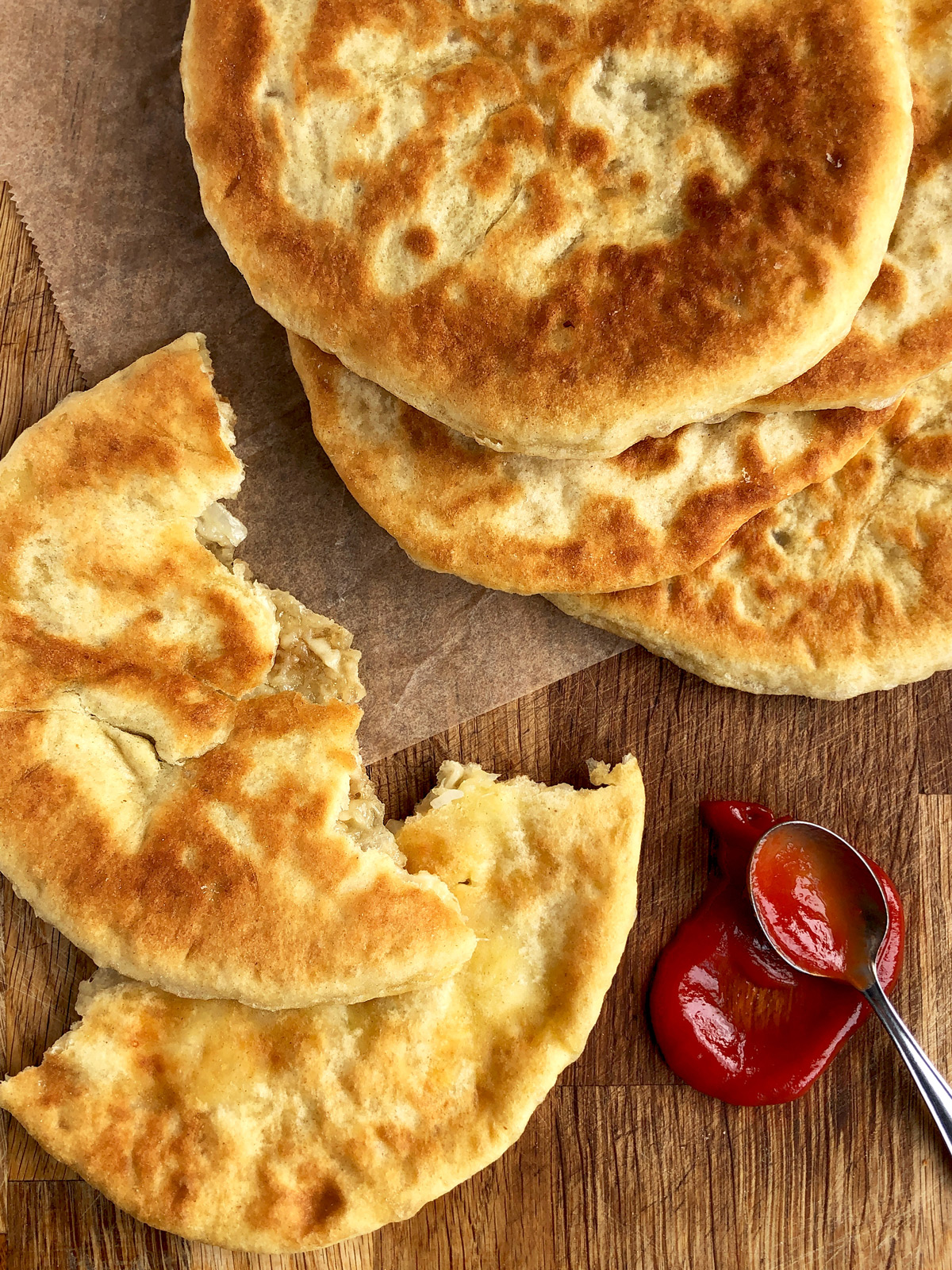 Yoghurt Flatbread filled with cheese and onion